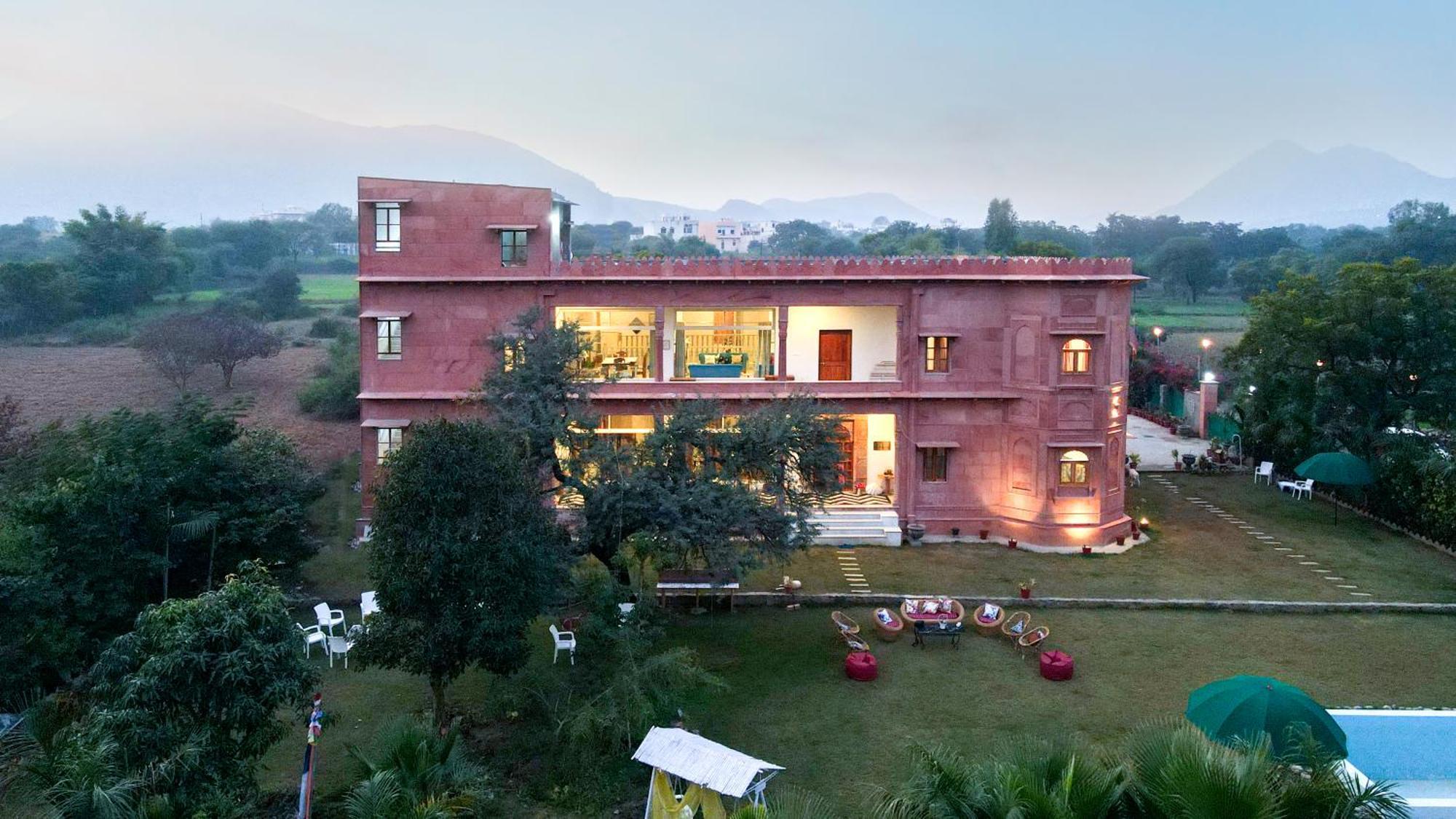 Castle Oodeypore A Boutique Stay อุเดเปอร์ ภายนอก รูปภาพ