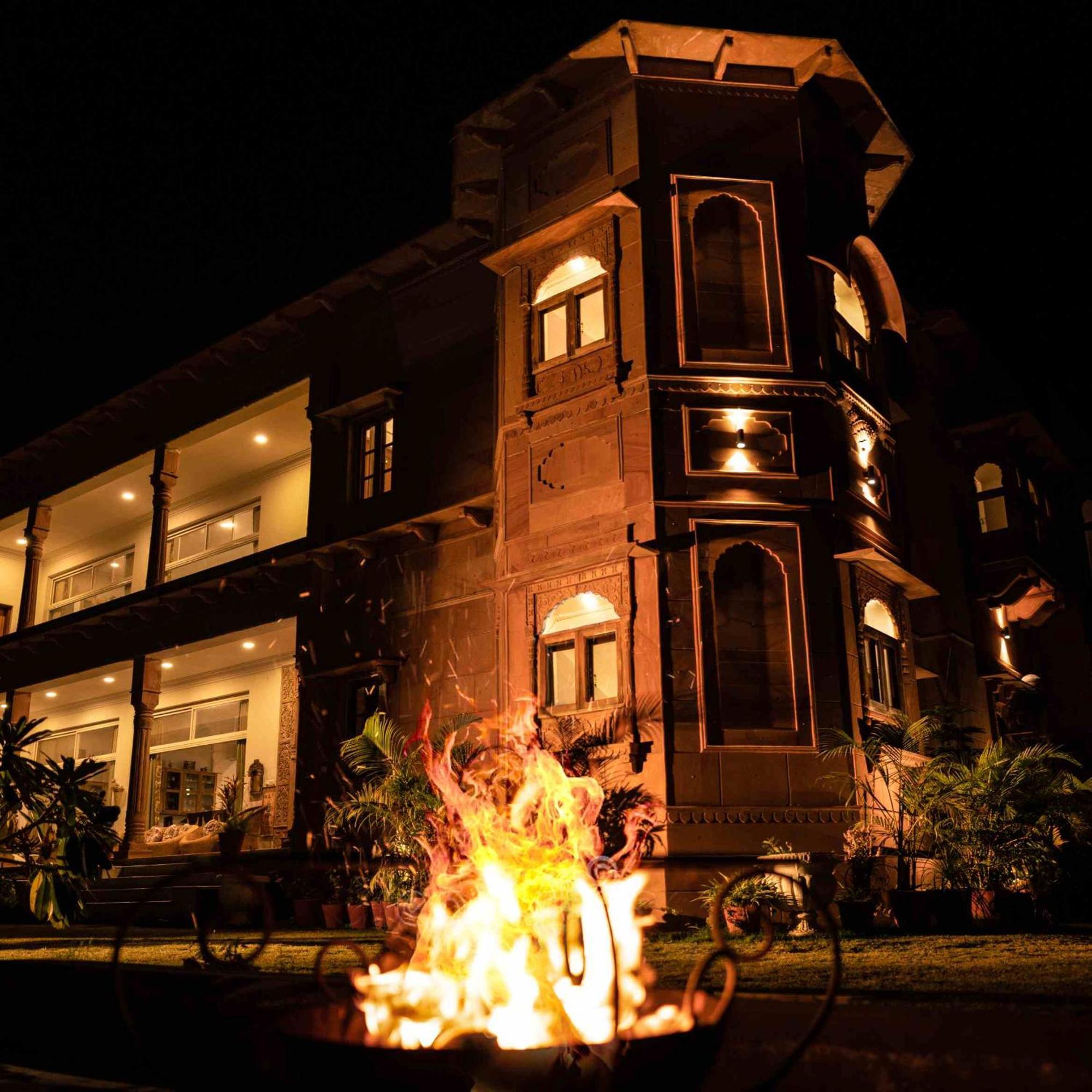 Castle Oodeypore A Boutique Stay อุเดเปอร์ ภายนอก รูปภาพ